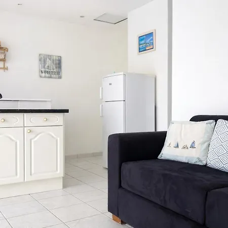 Petite Maison Avec Jardin A 4 Personnes *